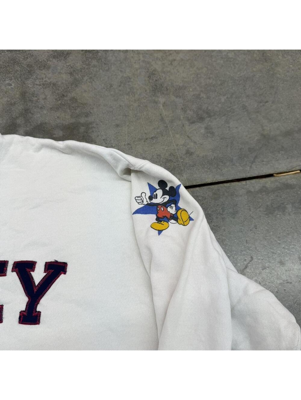 vintage mickey mouse disney usa white spell out crewneck size medium HAS STAIN - Picture 4 of 6
